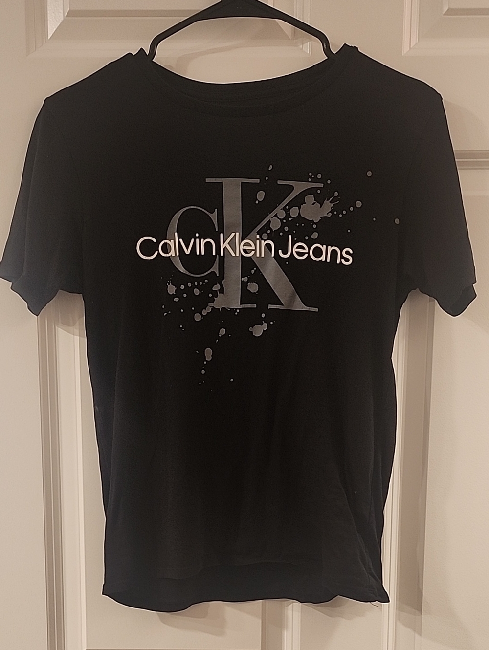 Black Calvin Klein T-shirt, Size Medium!